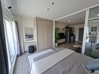 BLUE WHALE : Beautifully decorated 1 bed condo — photo 8