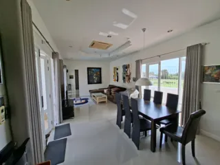 Urgent sale : Bali Style Luxury Pool Villa — photo 5